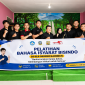 Petugas Pelayanan Disdukcapil mengikuti Pelatihan Bahasa Isyarat BISINDO di SLB Negeri Karimun